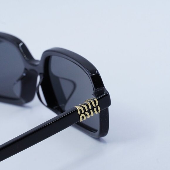 Miu Miu MU11ZSF 16K5S0 Sunglasses Black Rectangle Frame main image 5
